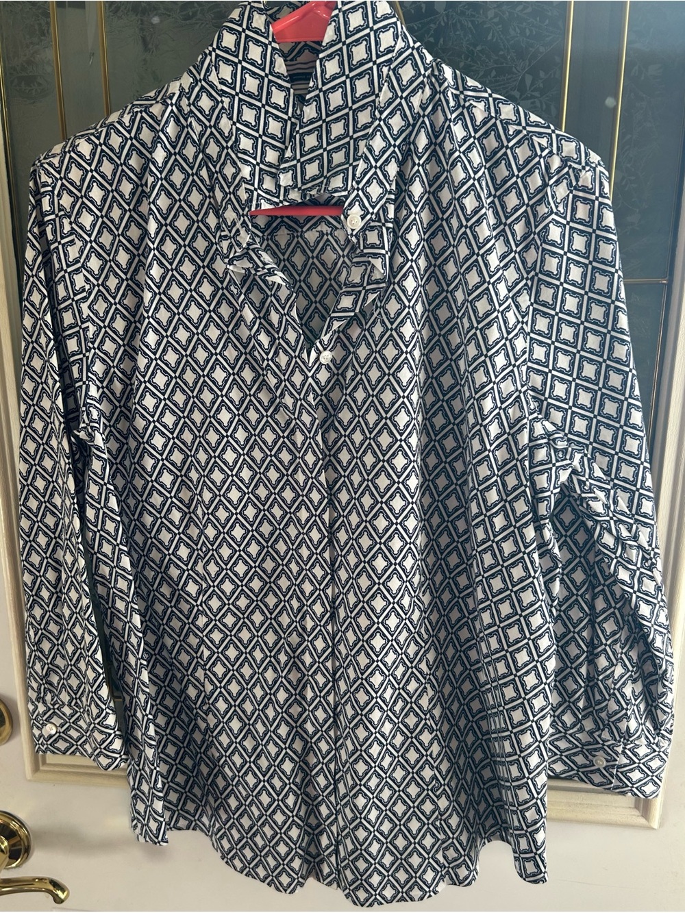 Talbots Blue & White Geometric Button-Down Shirt Sz L see measurements
